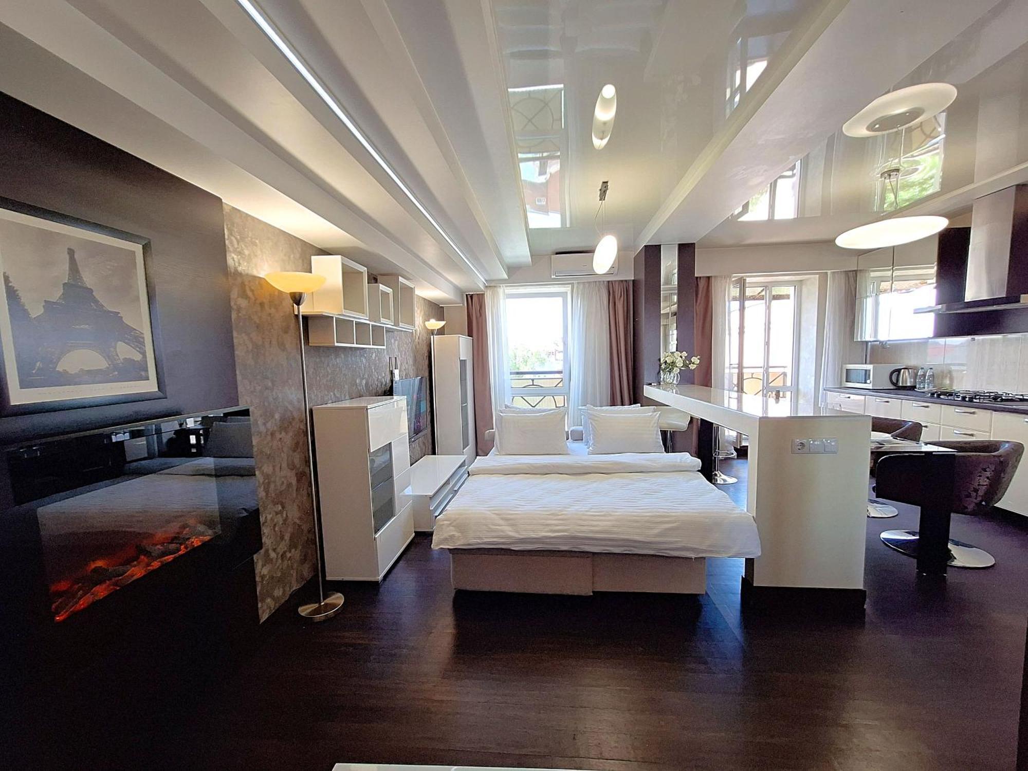 Найбільше Ліжко У Полтаві Мережа Alex Apartments Цілодобово Безконтактне Заселення Полтава Экстерьер фото