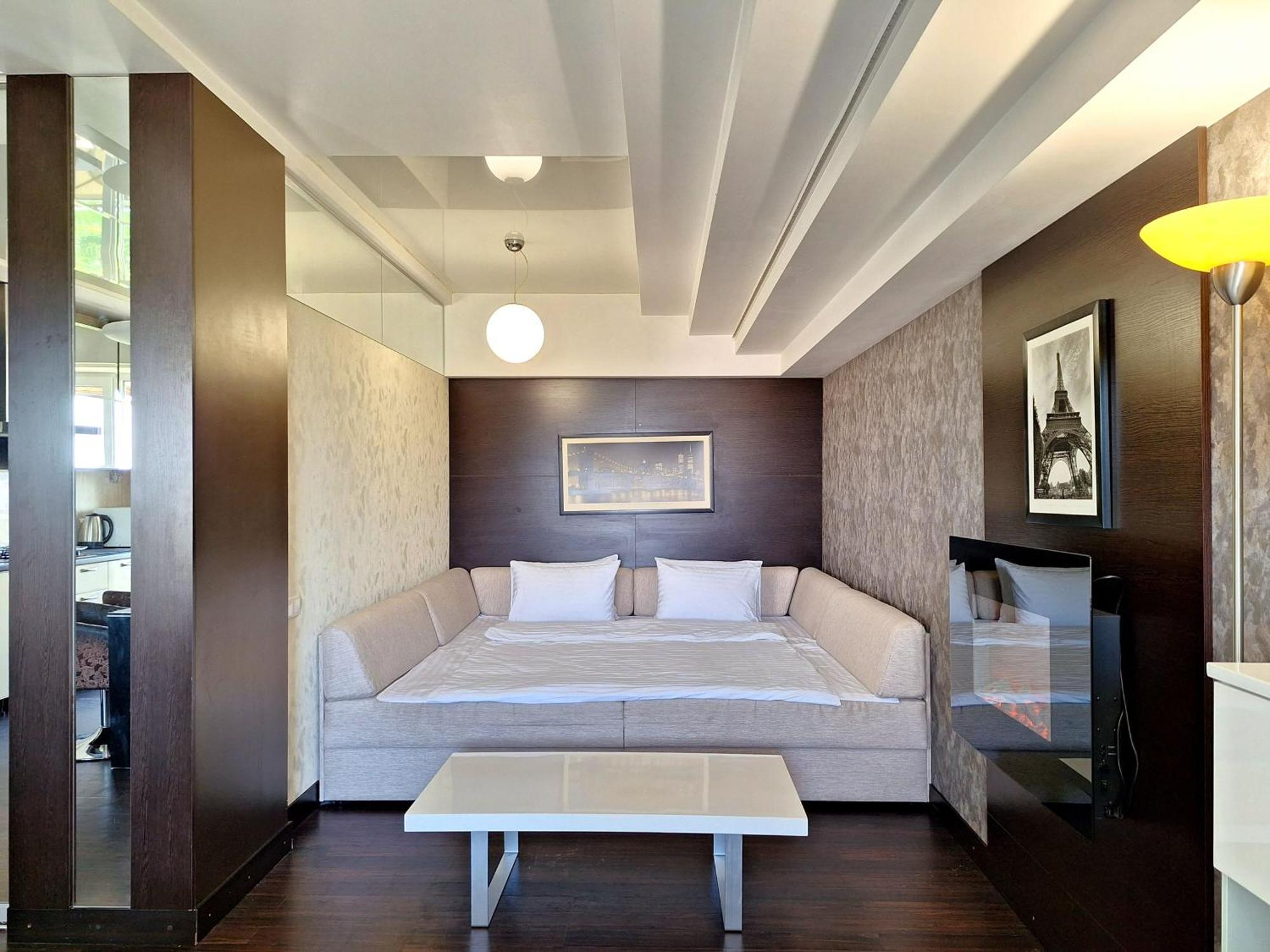 Найбільше Ліжко У Полтаві Мережа Alex Apartments Цілодобово Безконтактне Заселення Полтава Экстерьер фото